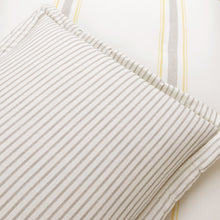 Cargar imagen en el visor de la galería, Farmhouse Stripe Reversible Comforter Set
