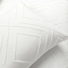 Cargar imagen en el visor de la galería, Diamond Clip Jacquard Duvet Cover 3 Piece Set
