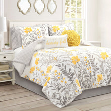 Carregar imagem no visualizador da galeria, Aprile Reversible Comforter 8 Piece Set
