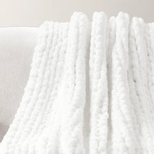 Cargar imagen en el visor de la galería, Hygge Ultra Soft Chenille Chunky Knit Throw
