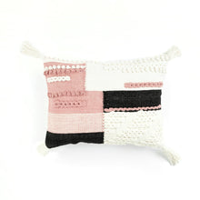 Cargar imagen en el visor de la galería, Naima Woven Decorative Pillow
