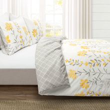 Carregar imagem no visualizador da galeria, Aprile Reversible Cotton Duvet Cover 3 Piece Set
