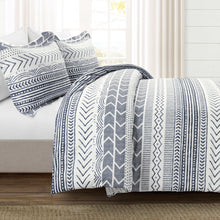 Carregar imagem no visualizador da galeria, Hygge Geo Reversible Cotton Duvet Cover 3 Piece Set
