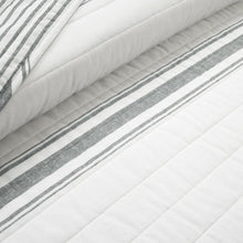 Cargar imagen en el visor de la galería, Farmhouse Stripe Reversible Cotton Quilt Set
