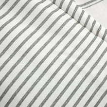 Cargar imagen en el visor de la galería, Farmhouse Stripe Throw
