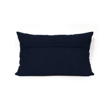 Cargar imagen en el visor de la galería, American Flag Fringe Decorative Pillow
