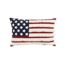 Cargar imagen en el visor de la galería, American Flag Fringe Decorative Pillow
