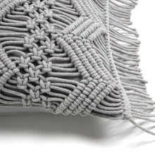 Cargar imagen en el visor de la galería, Studio Chevron Macrame Decorative Pillow Cover
