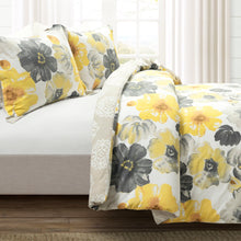 Carregar imagem no visualizador da galeria, Leah Reversible Cotton Duvet Cover 3 Piece Set
