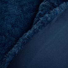 Cargar imagen en el visor de la galería, Emma Faux Fur Comforter Set
