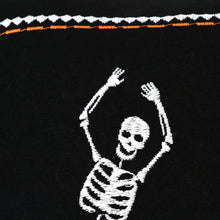 Cargar imagen en el visor de la galería, Dance Skeleton Decorative Pillow
