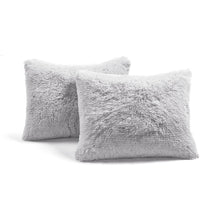 Cargar imagen en el visor de la galería, Emma Faux Fur Duvet Cover 3 Piece Set
