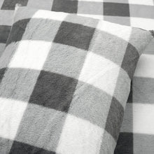 Cargar imagen en el visor de la galería, Plaid Ultra Soft Faux Fur All Season Comforter Set
