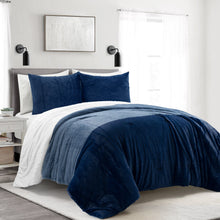 Load image into Gallery viewer, Farmhouse Color Block Ultra Soft Faux Fur Comforter Set
