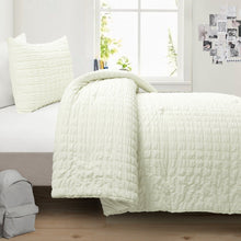 Carregar imagem no visualizador da galeria, Crinkle Textured Dobby Comforter Set
