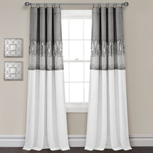 Carregar imagem no visualizador da galeria, Night Sky 100% Blackout Window Curtain Panel
