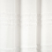 Cargar imagen en el visor de la galería, Boho Kendra Tufted Yarn Dyed Recycled Cotton Blend Shower Curtain
