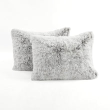 Carregar imagem no visualizador da galeria, Emma Cozy Ultra Soft Two Tone Faux Fur Comforter Set
