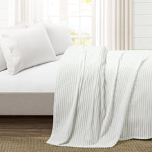 Load image into Gallery viewer, Super Cozy Ultra Soft Ribbed Faux Fur Oversized Blanket/Bedspread
