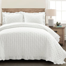 Load image into Gallery viewer, Reyna Ruffle Reversible Oversized 3 Piece Quilt Set
