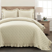 Load image into Gallery viewer, Reyna Ruffle Reversible Oversized 3 Piece Quilt Set
