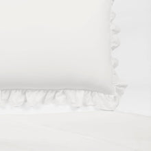 Cargar imagen en el visor de la galería, Reyna Comforter Set Back To Campus Dorm Room Bedding
