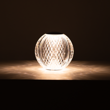 Carregar imagem no visualizador da galeria, Crystella Table Lamp
