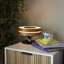 Cargar imagen en el visor de la galería, La Série Modern Table Lamp with Speaker and Wireless Charger
