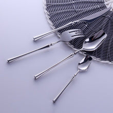 Carregar imagem no visualizador da galeria, Venice Cutlery Set
