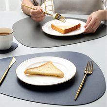 Carregar imagem no visualizador da galeria, Pebble Placemat and Coaster
