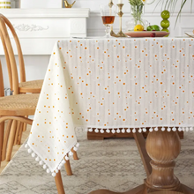 Carregar imagem no visualizador da galeria, Floral Table Cloth
