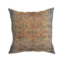 Load image into Gallery viewer, Kilim Pattern Cushion Covers
