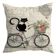 Carregar imagem no visualizador da galeria, Vintage Black Cat Cushion Covers
