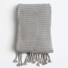 Carregar imagem no visualizador da galeria, Ozarke Organic Cotton Comfy Knit Throw Blanket Extra Large 54 x 72 inches
