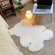 Carregar imagem no visualizador da galeria, Cozy Bear Rug
