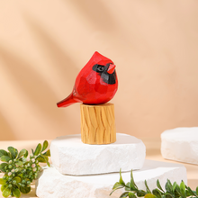 Cargar imagen en el visor de la galería, Miniature Bird Figurines
