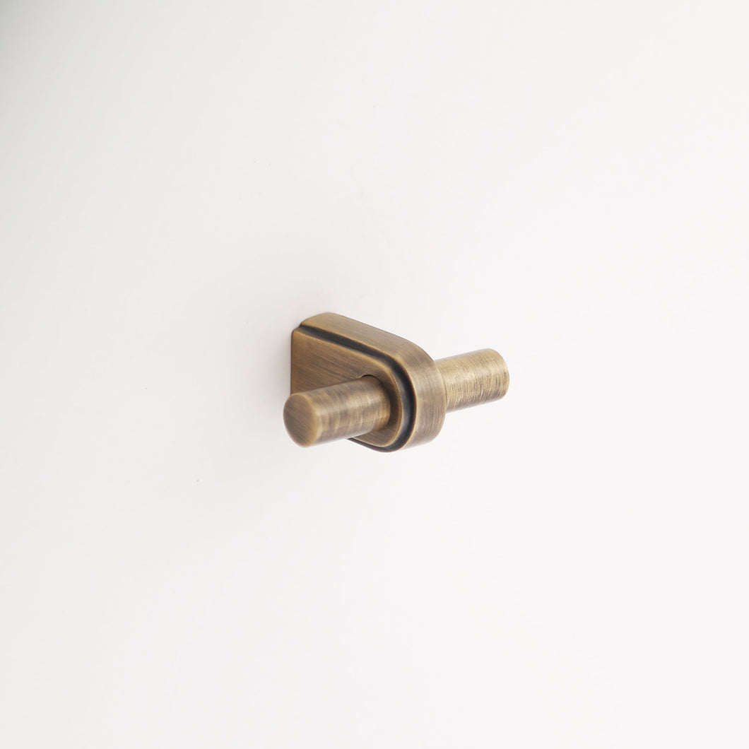 Brunswick Solid Brass Finger Pull