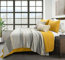 Carregar imagem no visualizador da galeria, Ava Diamond Oversized Cotton Quilt Set
