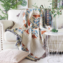 Carregar imagem no visualizador da galeria, Woven Rustic Blanket
