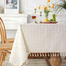 Carregar imagem no visualizador da galeria, Floral Table Cloth
