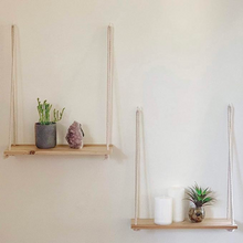 Carregar imagem no visualizador da galeria, Floating Triangle Shelf
