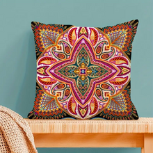 Carregar imagem no visualizador da galeria, Colorful Bohemian Cushion Cover
