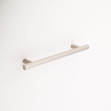 Cargar imagen en el visor de la galería, Abigail Solid Brass Drawer Pull - 6 Inch Centers
