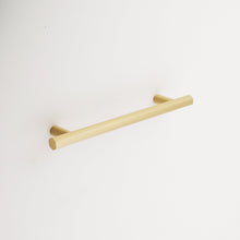 Cargar imagen en el visor de la galería, Abigail Solid Brass Drawer Pull - 6 Inch Centers
