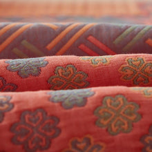 Cargar imagen en el visor de la galería, Reversible Colorful Cotton Square Quilt
