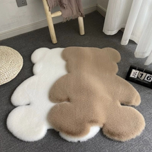 Carregar imagem no visualizador da galeria, Cozy Bear Rug
