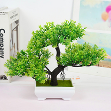 Carregar imagem no visualizador da galeria, Ornamental Bonsai Tree
