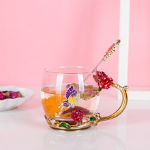 Carregar imagem no visualizador da galeria, Enchanted Blossom Glass Cup
