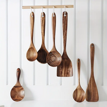 Carregar imagem no visualizador da galeria, Wooden Utensils Set
