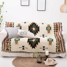 Carregar imagem no visualizador da galeria, Geometric Aztec Blanket
